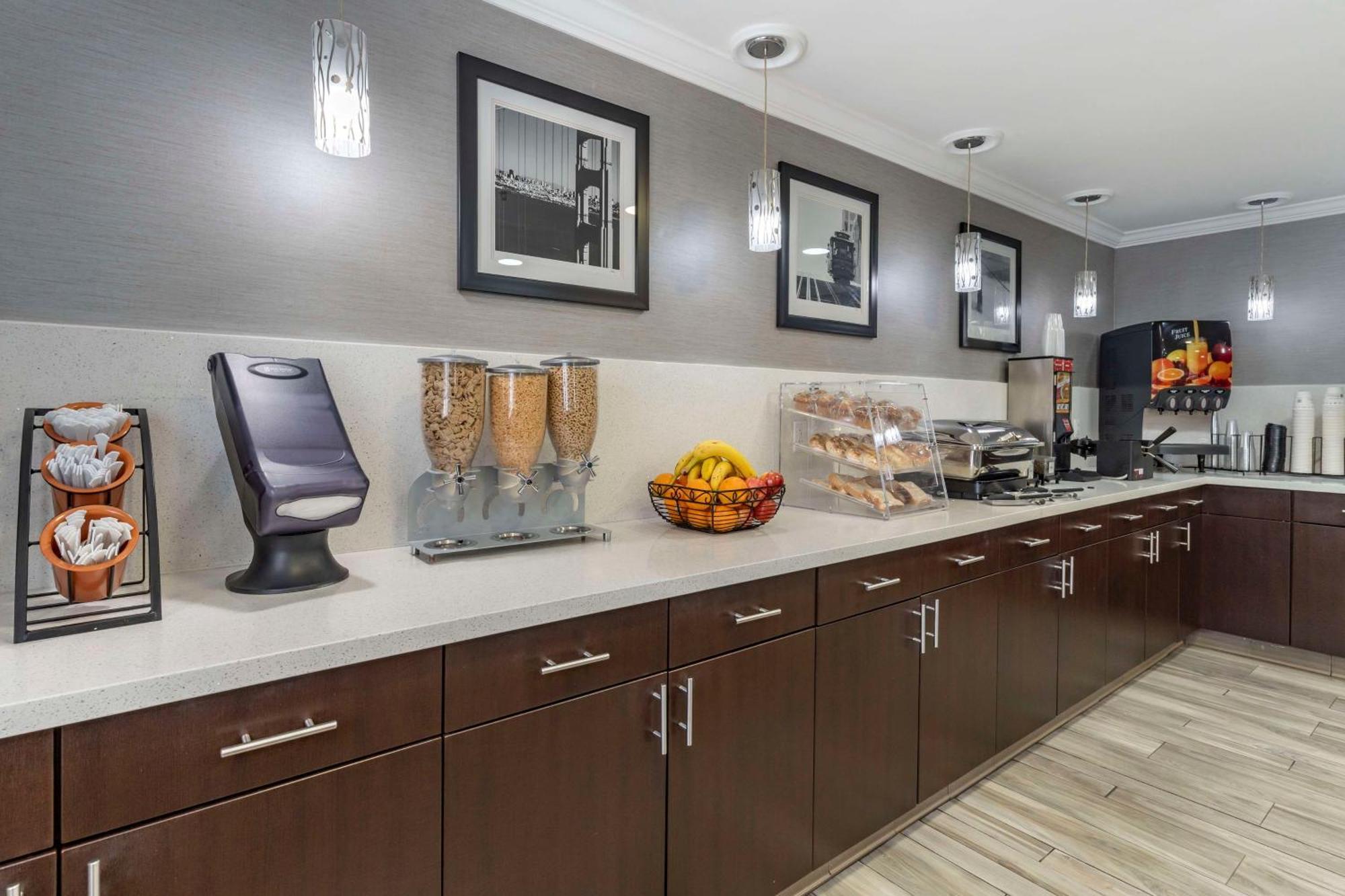 Best Western Plus Vineyard Inn Livermore Dış mekan fotoğraf