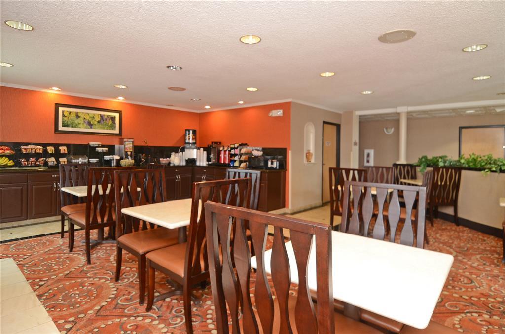 Best Western Plus Vineyard Inn Livermore Restoran fotoğraf