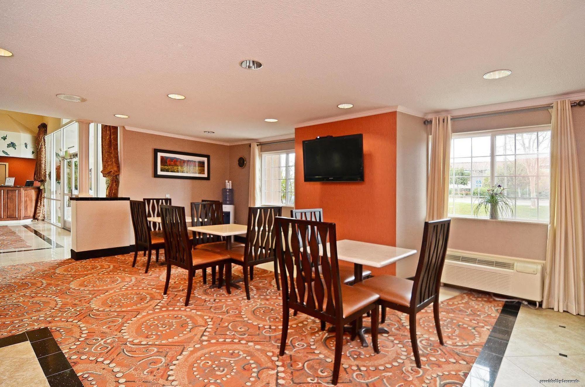 Best Western Plus Vineyard Inn Livermore Restoran fotoğraf